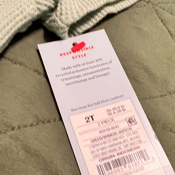 Cat & Jack Matching Set. - Picture 5 of 5